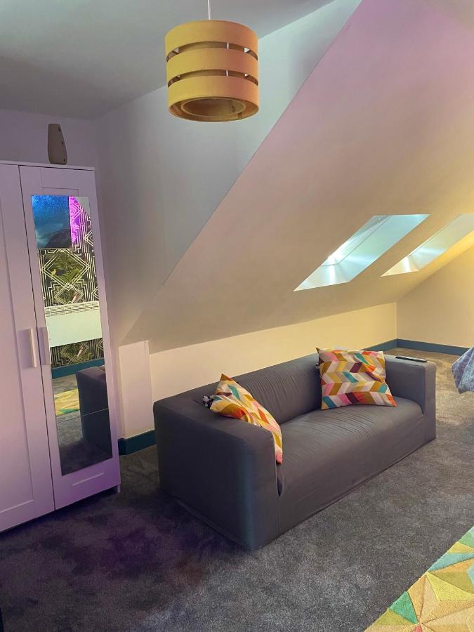 Vibrant & Modern Studio Apartment In バーミンガム エクステリア 写真