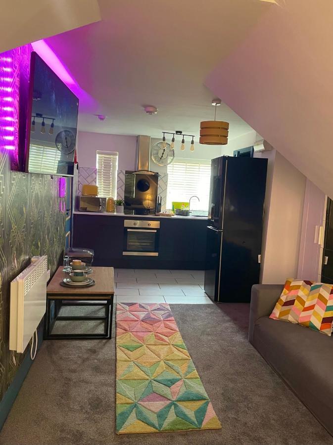 Vibrant & Modern Studio Apartment In バーミンガム エクステリア 写真