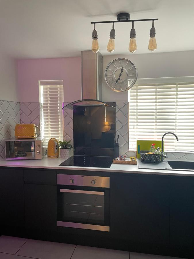 Vibrant & Modern Studio Apartment In バーミンガム エクステリア 写真